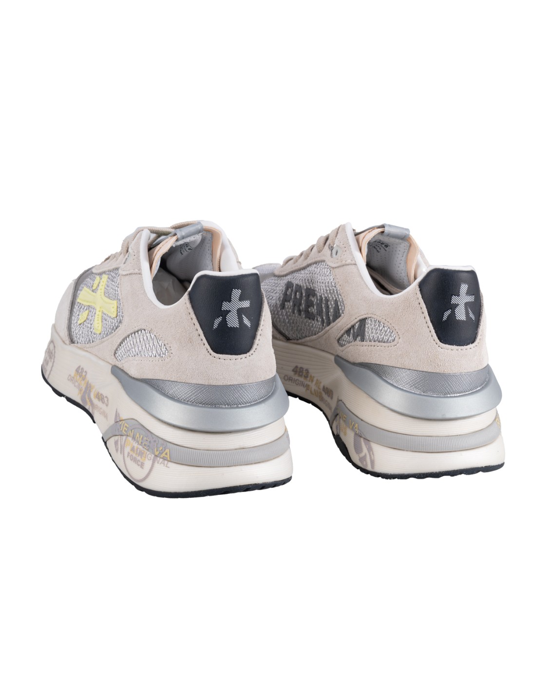 shop PREMIATA Saldi Scarpa: Premiata sneakers "Moerund 6988".
Logo PREMIATA.
Suola leggera in contrasti di colore.
Composizione: Suola: 70% pebax 20% gomma 10% tpu tomaia: 80% pelle di vitello 10% pl 5% ea 5% pu fodera: 86% pelle di capra 14% pu.
Prodotto in Vietnam.. MOERUND 6988-G number 9474097